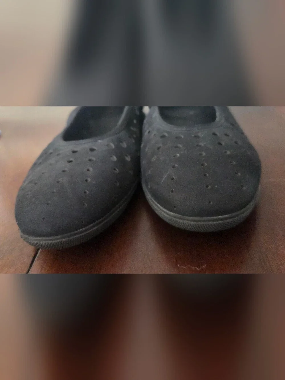 Sesto Meucci Italian Rear Zip Perforated Black Leather Ballet Flats Size 8.5